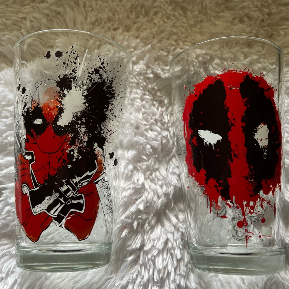 Deadpool glass cup set